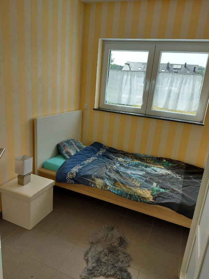 Several Different Rooms, Newly Furnished, In A New House In Vichten Exterior foto